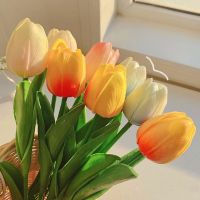 【LZ】๑  Fresco Mantendo Real Tulip Bouquet Toque Flores Tulipas De Imitação Vívida Adereços De Fotografia Home Decor