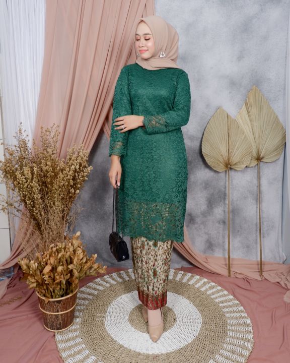 Set Tunik Brokat Terbaru 2021 Ootd Trendy Model Kebaya Modern