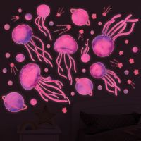 ZZOOI Luminous Pink Jellyfish Wall Stickers for Kids Rooms Bedroom Home Decoration Undersea World Wall Decals Glow In The Dark Sticker