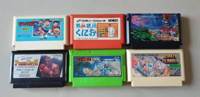 ตลับเกมส์ Famicom เปิดติด ใช้งานได้ปกติครับ