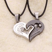 1 pair Fashion Couple Heart Shape I Love You Pendant Necklace Unisex Lovers Couples Jewelry Fashion Gift Accessories