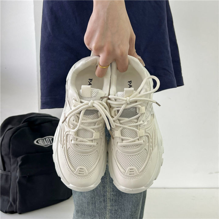 รองเท้าคุณพ่อพื้นหนาที่นิยมในโลกออนไลน์-2023-รองเท้าลำลองสีขาวแมตช์ชุดง่ายรุ่นใหม่ตาข่ายระบายอากาศฤดูร้อนรองเท้ากีฬาเด็ก