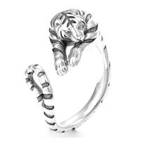 Zodiac Tiger Finger Ring ละเอียดอ่อน Handmade Animal Tiger Punk Ring Year Of The Tiger Stackable Rope Tail Ring New Year