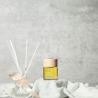 ? White sonata Diffuser 60ml ก้านไม้หอม Waftblends : Wedding coll.