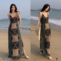 J18717 เดรสสายเดี่ยวยาว ผ่าข้าง พิมพ์ลาย Long one-shoulder dress with side slits, printed pattern