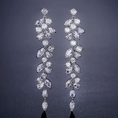 【YF】 Luxury Zirconia Crystal Long Leaf Drop Dangle Clip on Earrings for Women Bridal Wedding Party Without Piercing Jewelry