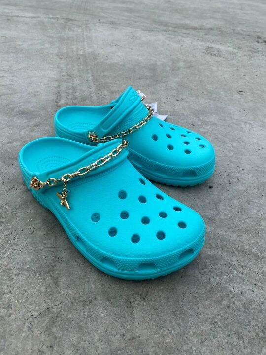 different colored crocs