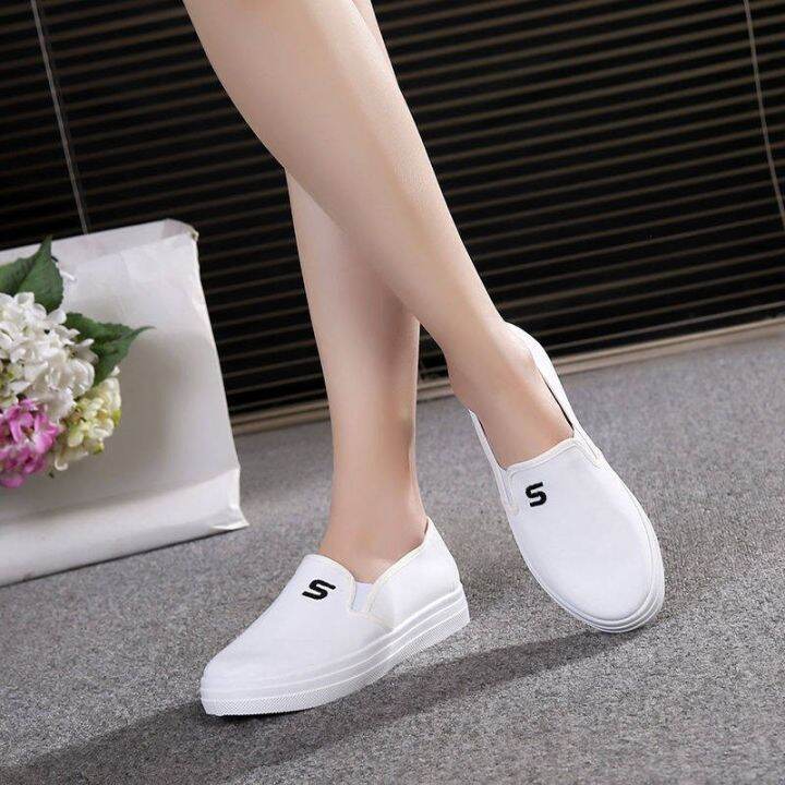 ready-stock-kasut-kulit-hitam-perempuan-kasut-kulit-wanita-kasut-sarung-perempuan-autumn-baru-kasut-beijing-lama-kasut-wanita-kasut-wanita-flat-canvas-single-shoes-mulut-cetek-pedal-kasut-ibu-kasut-ka