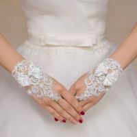 ♀ Elegant Bridal Gloves with Bow Diamond White/Ivory Wedding Accessories Brand New Fashionable Fingerless Short Wedding Gloves