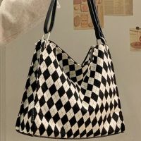 Female One Shoulder Large Capacity High Texture Lattice Tote Bag Women Black And White Plaid Handbag Women Shopper Bag