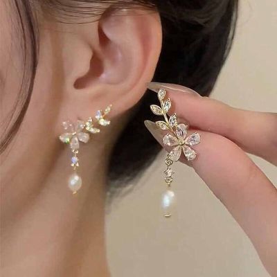 Exquisite Leaves Crystal Flower Stud Earrings For Women AAA Zircon Rose Butterfly Tassel Earring Bride Wedding Party Jewelry Headbands