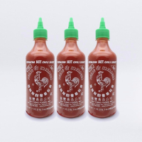 Sriracha Hot Chili Sauce (Huy Fong Rooster) 435 ml x 3 bottles from California USA.