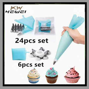 226] 39 pcs Cake Decorating Supplies, WisFox Professional Cupcake Decorating  Kit Baking Supplies Rotating Turntable Stand, Frosting, Piping Bags and  Tips Set, Icing Spatula and Smoother, Pastry Tool ( IN STOCK ),