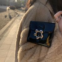 Fashion Cute Women Purse PU Bright Leather Design Wallet Sweet Ladies Mini Purses Vintage Style Female Short Wallets Card Bag