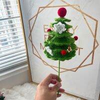 Finished Hand-woven Artificial Flowers for Christmas Trees Handmade Flowers Diy Knitting Homemade Crochet Bouquets Holiday Gift