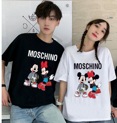 Moschino (S-XXL)( 7 สี พร้อมส่ง!!!) เสื่อยืดพิมพ์ลายมิกกี้ เสื้อยืดแฟชั่นมาแรง ผ้าดีใส่สบายราคาถูก