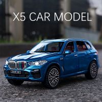 1:32 BMW X5 SUV ไดคาสท์และของเล่นยานพาหนะรถโลหะผสมโมเดลรถของเล่นโลหะโมเดลรถจำลองเสียงและแสงคอลเลกชันของขวัญเด็ก