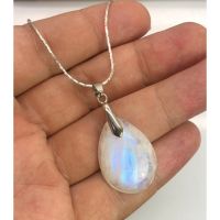 1Pc Natural Rainbow Moonstone Necklace jewelry for men and women Moonstone High Quality Moonstone crystal Pendant.