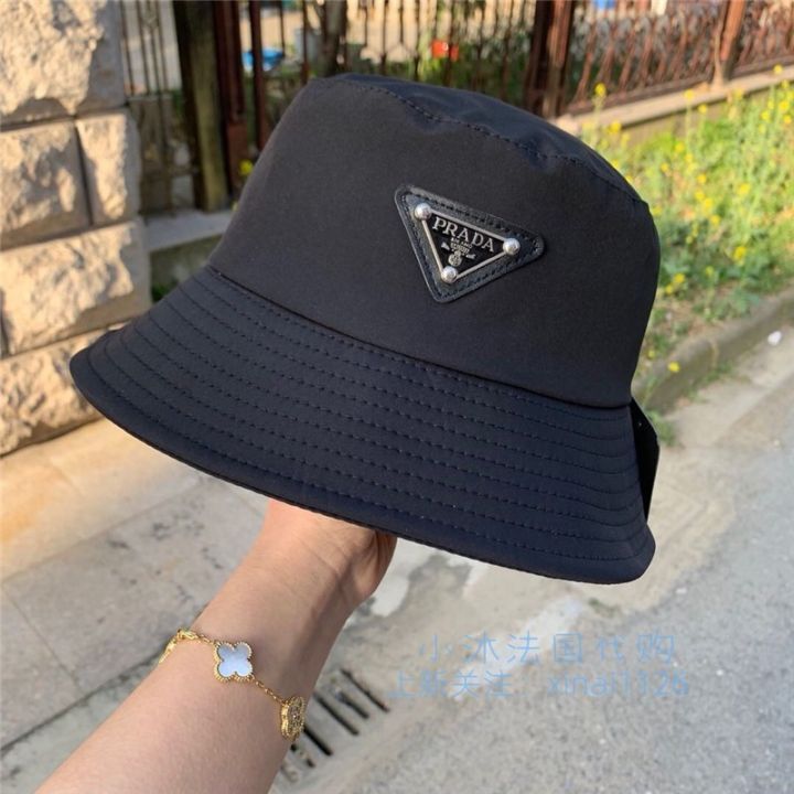 พร้อมส่งหมวกปราด้าบักเก็ตแฟชั่นผู้หญิง-nylon-bucket-hat-ป้ายแท็กครบ-ขนาด-54-น่ารักฮิตสุดๆพร้อมส่งทั้งสีดำและชมพู