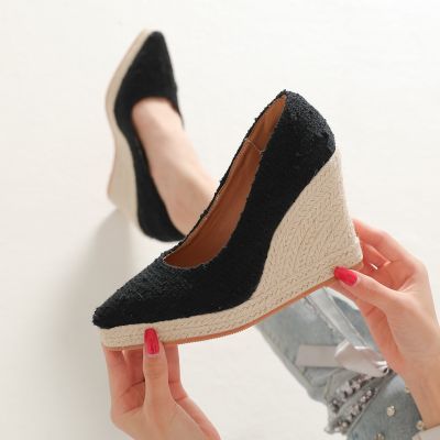 Europe and the United States during the spring and autumn new wedge is high end with pointed mouth shallow thick straw rope single shoes bottom big yards for womens shoes