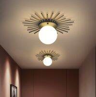 Nordic Round Glass Ceiling Lights Sun Shape Gold Metal G9 Modern LED Hallway Ceiling Lights for Locker Room Corridor Illuminaire