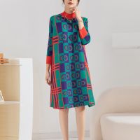 The spring and autumn period and the dress is the new 2023 fashion printing loose cover the meat thin half a turtle neck backing outside fold wear skirt
