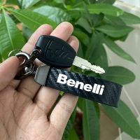 ห่วงโซ่กุญแจพวงกุญแจสำหรับรถจักรยานยนต์สำหรับ Benelli TRK 251 Trk502X 502X TNT 300 502C 302S 752S Leoncino 500 BJ500 250 BJ250โซ่กุญแจพวงกุญแจพวงกุญแจรถจักรยานยนต์ที่สำคัญ