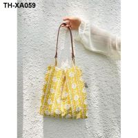 MOREGOOL 22 / SS original yellow camellia embroidery one shoulder tote bags daily portable bag