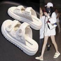 Internet Thick-Soled Slippers Outer Wear 2023 New Flat Sandals Female Student Shoes Beach