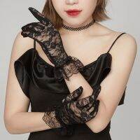 【cw】 Lace Lace Gloves Women  39;s Elegant White Hollow Thin Section Sun Protection Elastic Retro Black Sexy Driving Gloves