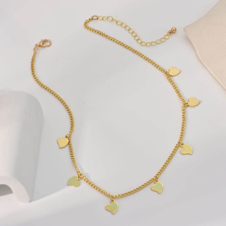 chain-necklace-women