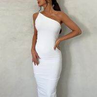 Ladies spring and summer new fashion spice inclined collar sleeveless tight backless dress