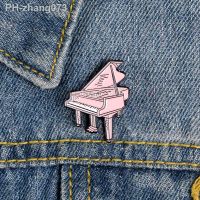 Pink Piano Cartoon Lapel Pins Brooch Metal Badge Vintage Classics Jewelry Gifts Collection