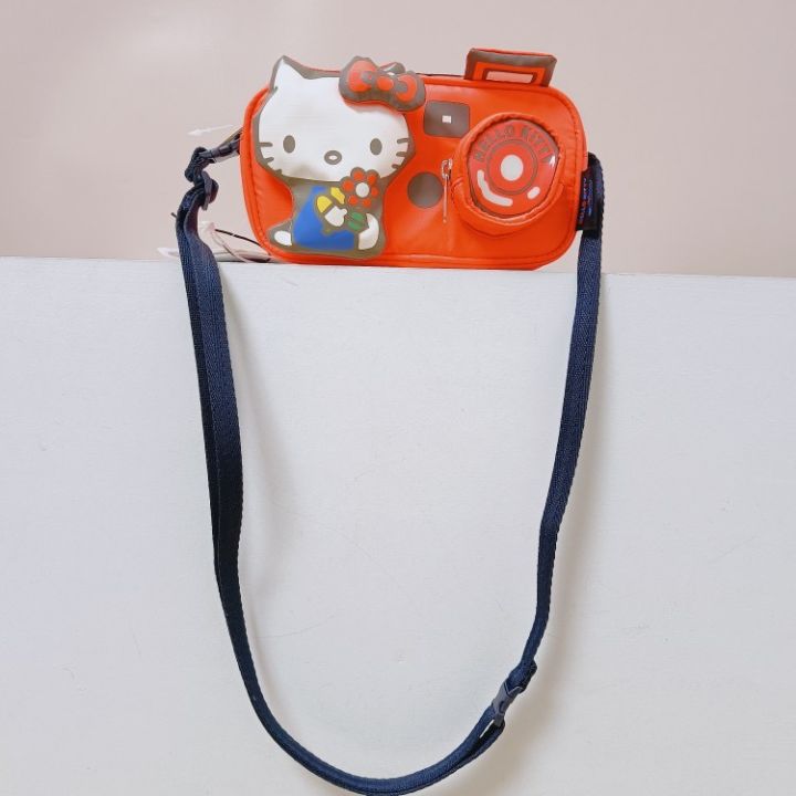 lesportsac-2023-hello-kitty-ร่วมรุ่นกล้องรูปกระเป๋าสะพายกระเป๋าสะพายข้าง3423
