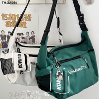 South Korea ins function of large capacity diablo male harajuku retro tooling package girl students inclined shoulder bag