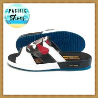 WALKER รองเท้าแตะชายวอคเกอร์ รุ่น M4912 สีกรม by Pacific Shoes