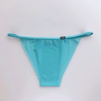 【Wrist watch】 Men 39;s Seamless Silk Briefs Transparent Underware Breathable Stretch Low Waist Underpants G-strings Men Thong Panties ！