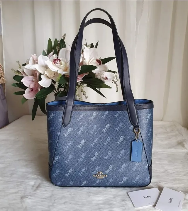 Coach C4060 Horse and Carriage Tote 27 in Denim Printed Coated Canvas and  Smooth Leather with Horse and Carriage Dot Print - Women's Bag | Lazada PH