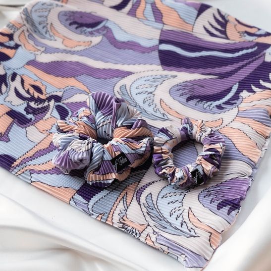 teller-of-tales-scrunchies-mini-violette-wonderland-collection