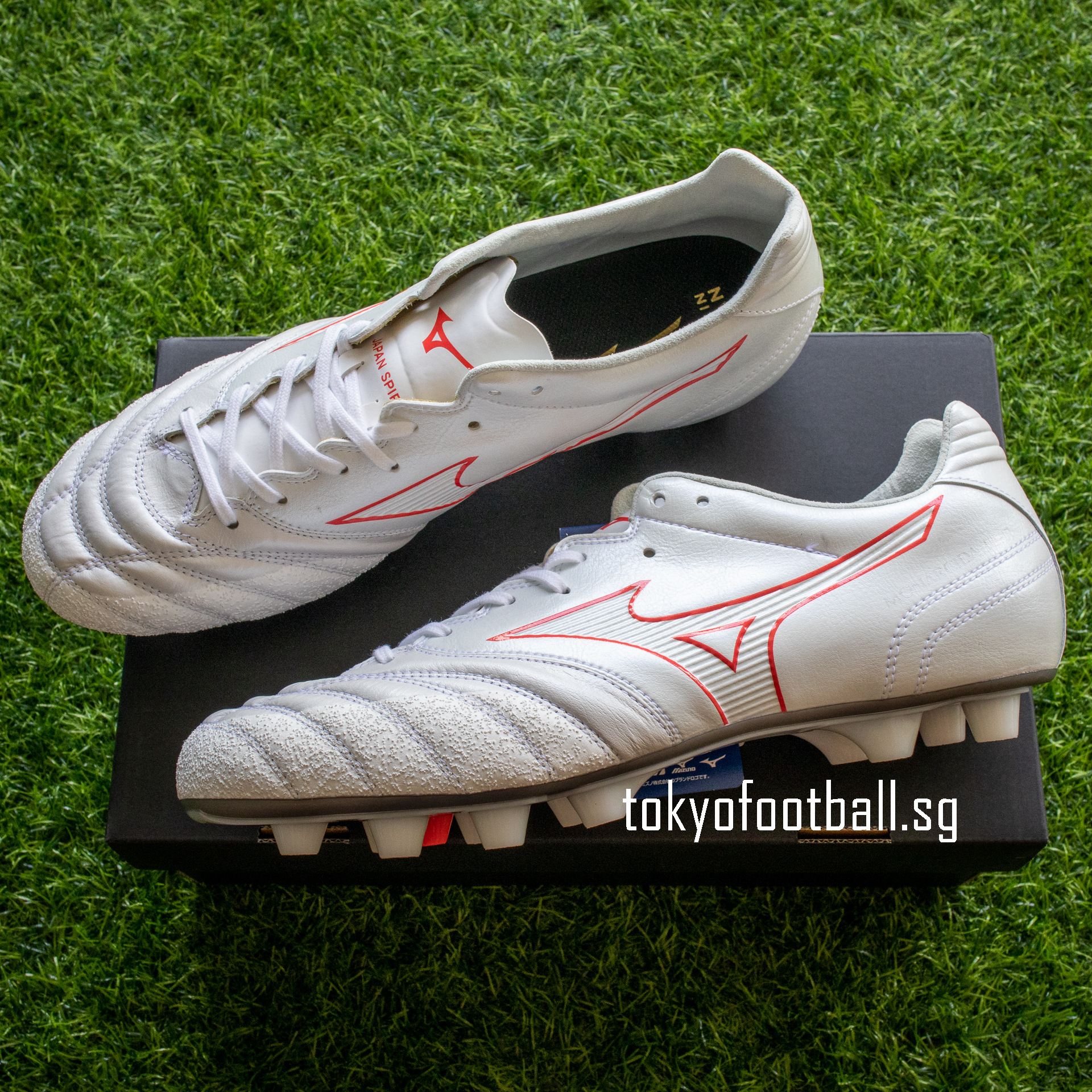 MIZUNO Football Shoes MONARCIDA NEO Extra Wide P1GD1924 White × Black × Yellow 
