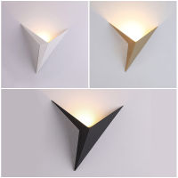 LED Wall Lamps Modern Triangle Shape Wall Lamps Nordic Style Indoor Wall Lamps Living Room Lights 3W 220V Simple Lighting