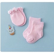 Set 1 đôi bao tay len và 1 đôi tất len chân cho bé từ 0-3 tháng
