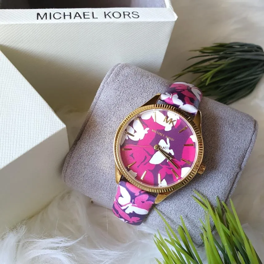 Best Seller Michael Kors MK2811 36mm Pink/Camo Lexington Gold-tone and  Butterfly Leather Watch | Lazada PH