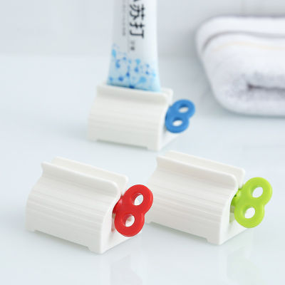 MNO.9 Toothpaste squeezer ที่บีบยาสีฟัน บีบยาสีฟัน อุปกรณ์บีบยาสีฟัน ที่หมุนยาสีฟัน มือหมุน ใช้งานง่าย