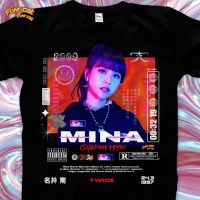 【New】เสื้อยืดสีขาวผู้หญิง TWICE MINA TEE FLWRCATเสื้อผ้าผู้ชายเสื้อยืดผู้หญิง