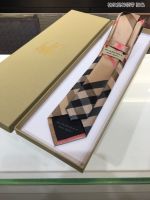 TOP☆On Sale Burberryの Tie for Men 100% Top Jacquard Silk Handmade Exquisite Fashion Elegance Dignified WHT100189 Father Present Husband Gift