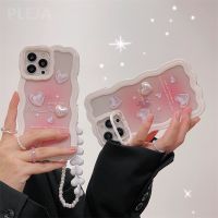 (new style phone case)เคสโทรศัพท์สร้อยข้อมือไข่มุกหัวใจ3d สุดหรู,สำหรับ iPhone 14 13 12 11 Pro Max XR XS Max X ฝาครอบป้องกันขาตั้งเลนส์สุดน่ารัก