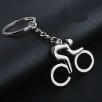 1pcs/2pcs Sport Man Keychain Metal Bicycle Bike Cycling Riding Keyring  Key Chains Hanging Accessories Key Chains