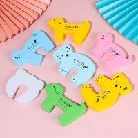 【LZ】ﺴ  Cute Cartoon Animal Door Clip Baby Kids Card Lock Finger Protector Soft Foam Door Stopper Kitchen Bedroom Home Security Helper