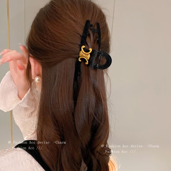 cod-korean-autumn-and-winter-double-letter-hair-clip-fashion-high-skull-top-back-head-disc-temperament-all-match-accessories-wholesale-women